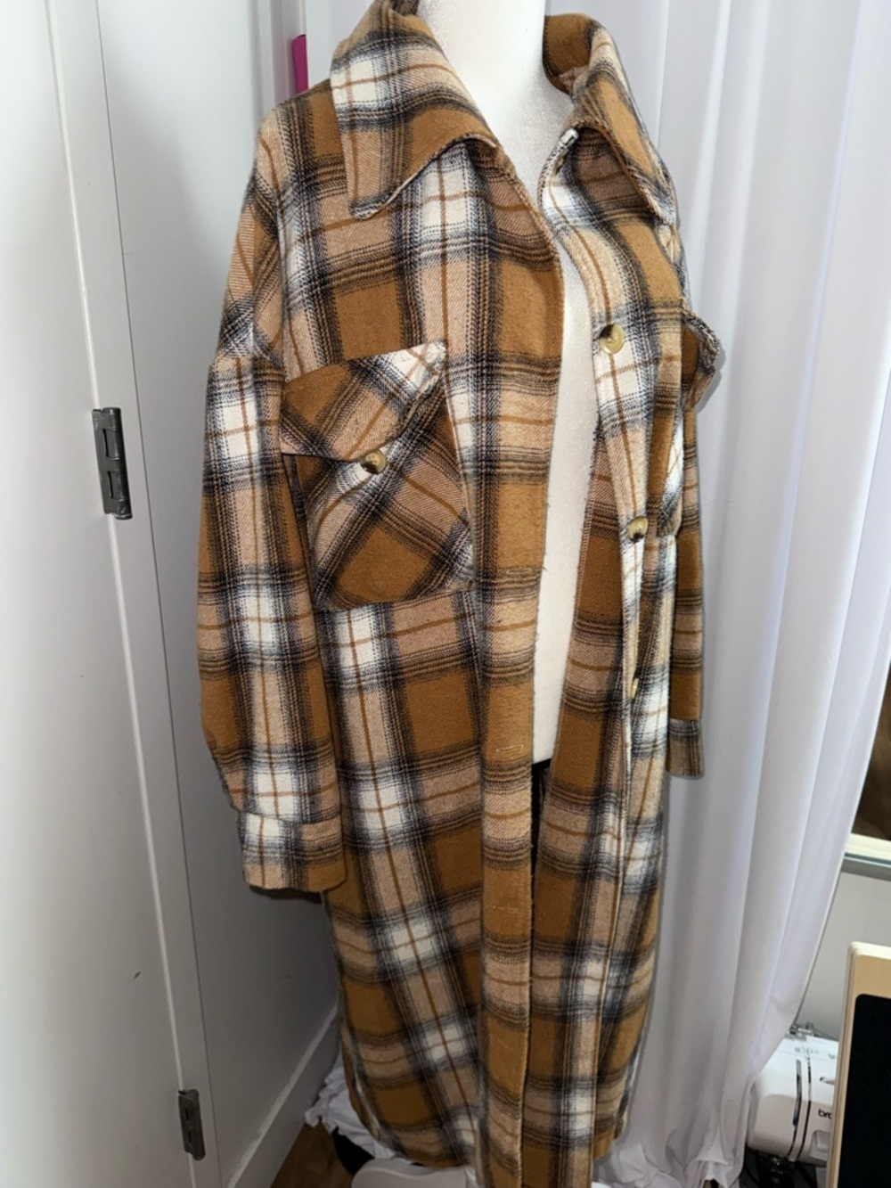 Long Plaid jacket - Picture 9 of 12